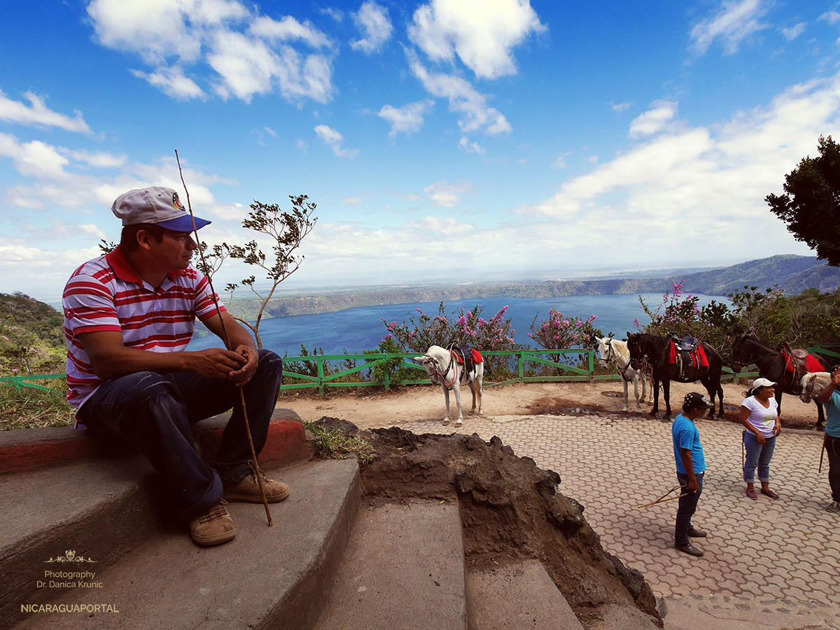 Nicaragua: MASAYA Catarina: Die Laguna de Apoyo