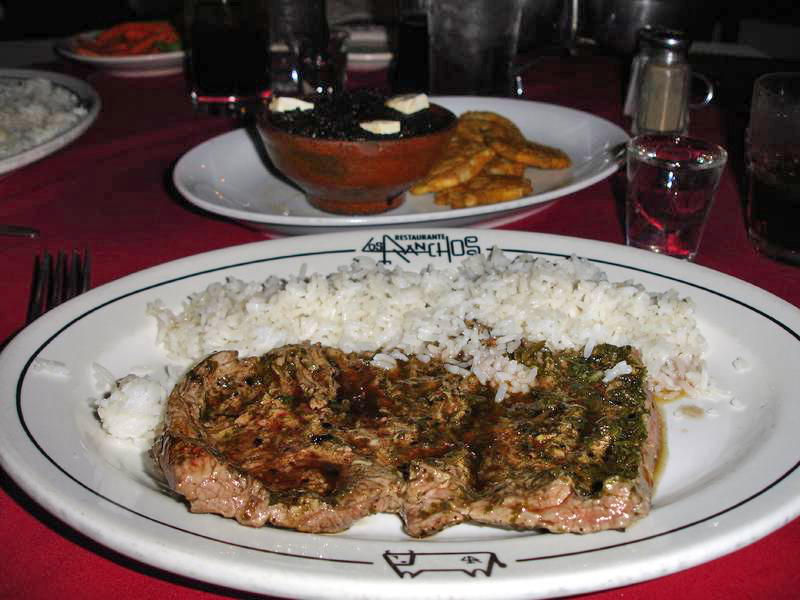 Nicaragua: MANAGUA: Das Spezialitäten-Restaurant Los Ranchos