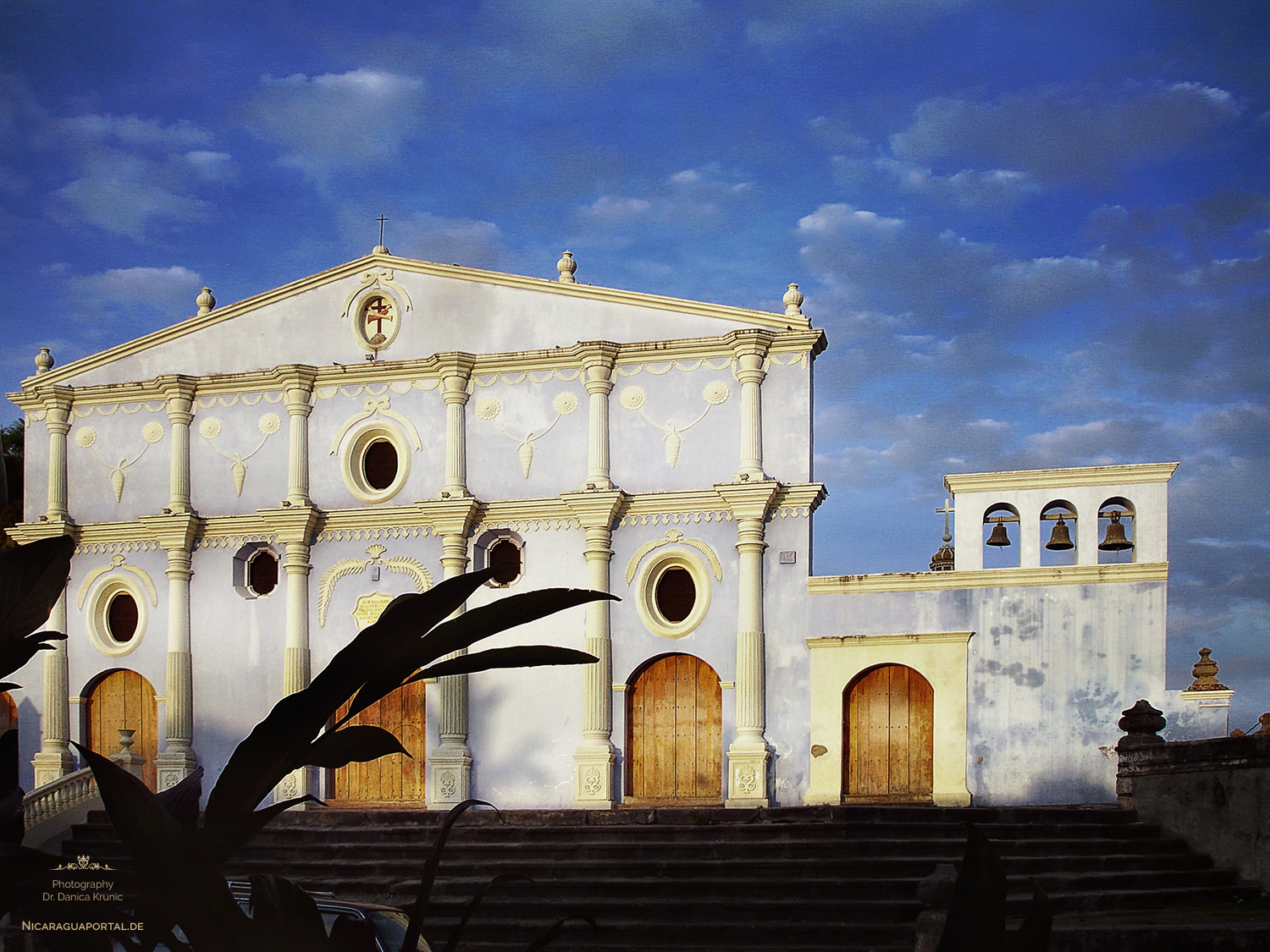 Nicaragua: GRANADA: El Conjunto Histórico del Antiguo de San Francisco